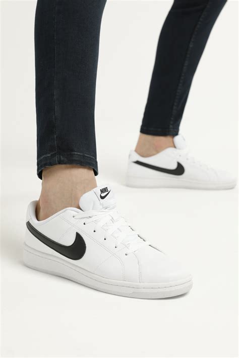 nike court royale weiß young|Nike Court Royale 2 Sneaker (Men) .